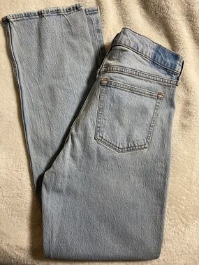 Abercrombie & Fitch The 90’s Straight Mid Rise - 28L/8L